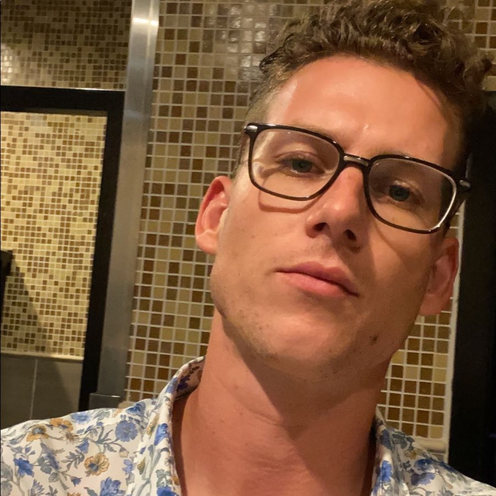 Meet your Posher, Alexander